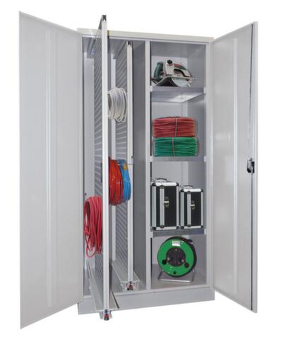 PAVOY Vertikalschrank lichtgrau mit praktischen Ausstattungen