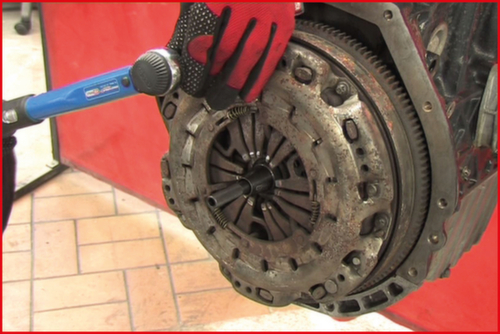 KS Tools Universal-Kupplungs-Zentrier-Werkzeug-Satz Ø 15,0 26,0 mm