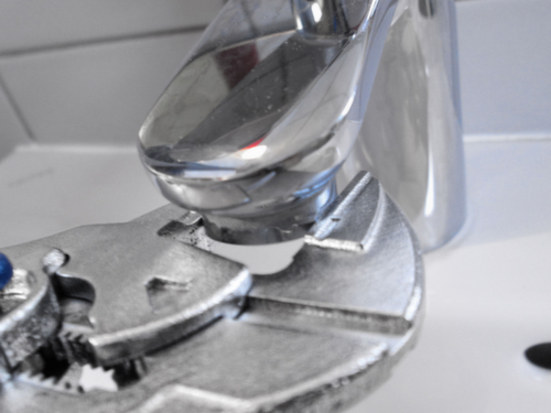 183 7 TC Clé à pince 7" TC avec manches immergés