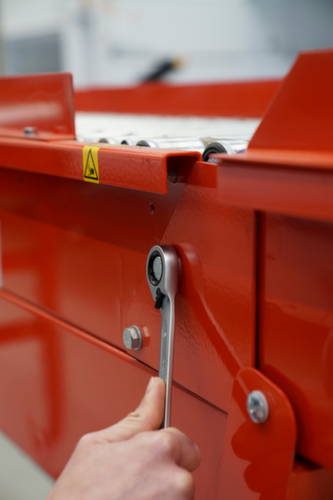 Brilliant Tools ratchet ring wrench set