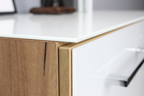 Aktenschrank GW-MONTERIA mit Oberboden mit Sicherheitsglasauflage