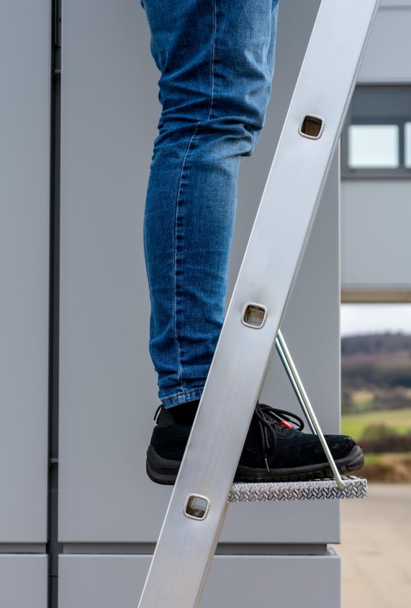 Krause Einhängetritt CombiSystem für Sprossenstehleiter, 250 mm Milieu 4 ZOOM