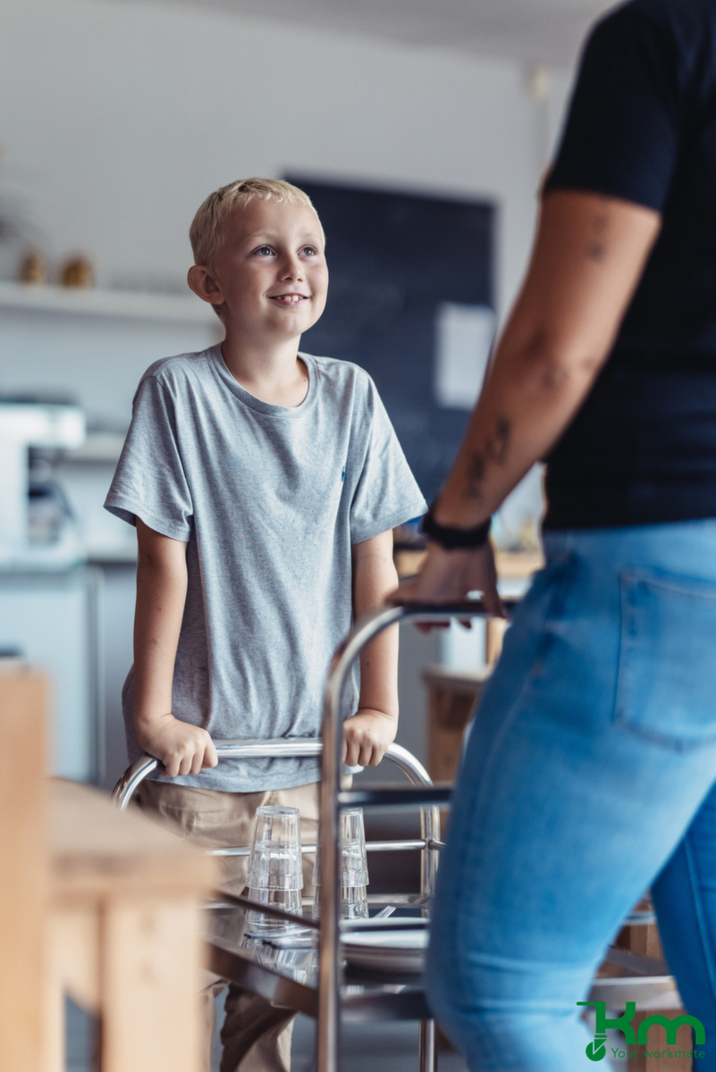 Kongamek Edelstahl-Etagenwagen, Traglast 100 kg, 2 Etagen Milieu 2 ZOOM