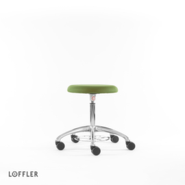 Löffler Tabouret pivotant Ergo avec piètement bombé, assise vert, roulettes