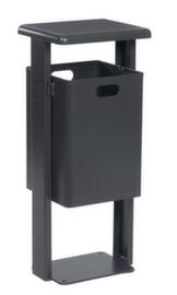 Poubelle avec toit de protection