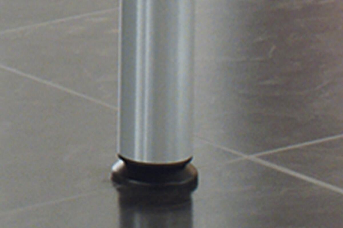 Gera Bureau à hauteur réglable Milano avec piètement en C ZOOM