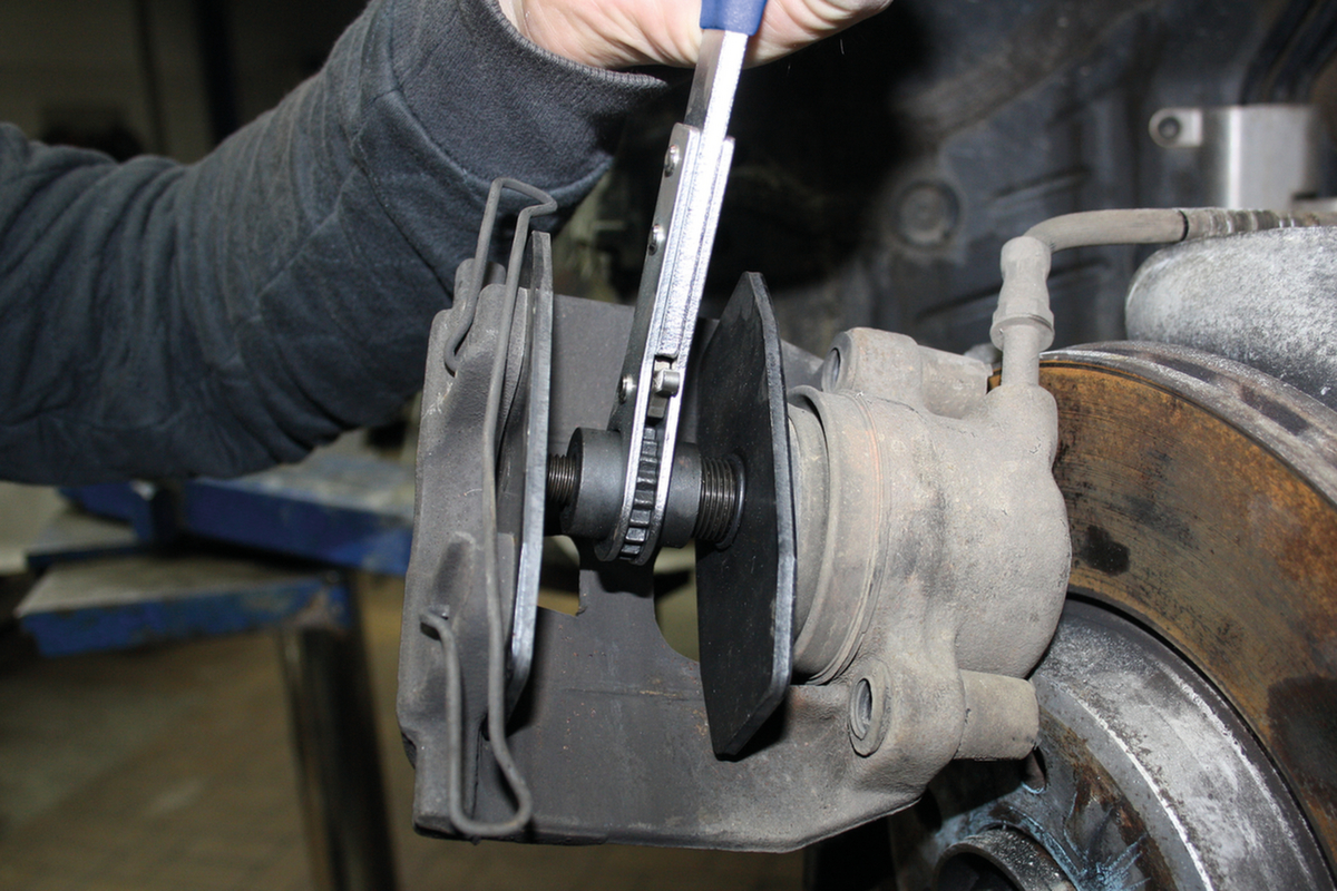 Brilliant Tools Ratchet brake piston adjuster ZOOM